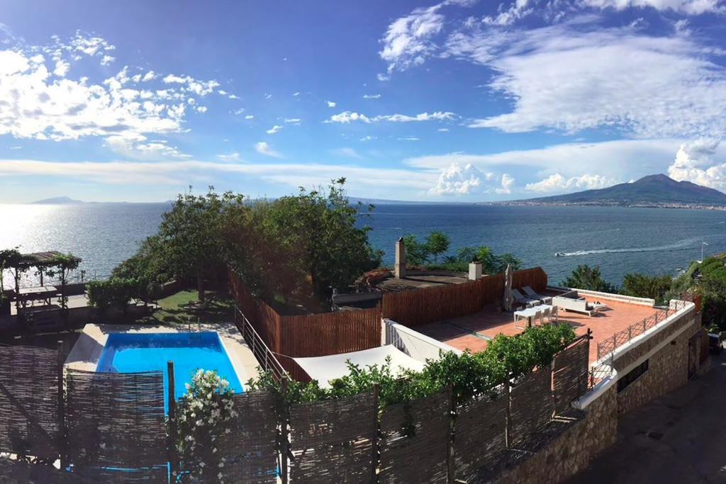 Villa Bikini On Sorrento Coast Вико-Экуенсе Экстерьер фото