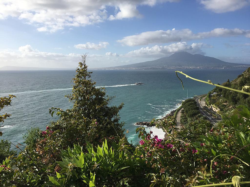 Villa Bikini On Sorrento Coast Вико-Экуенсе Экстерьер фото